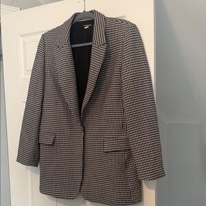 Gianni Bini Black and White Houndstooth Blazer
